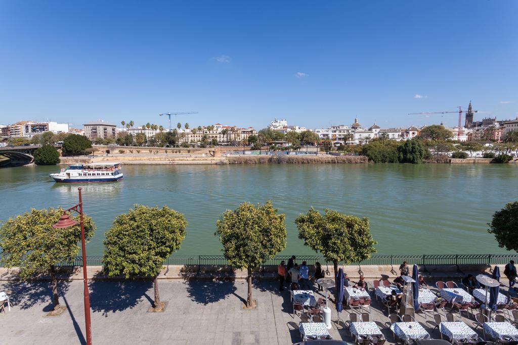 Green-Apartments Puente De Triana Севилья Экстерьер фото