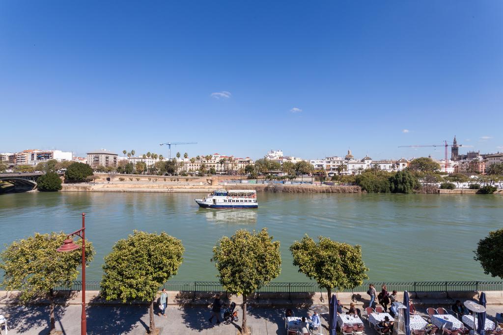 Green-Apartments Puente De Triana Севилья Экстерьер фото